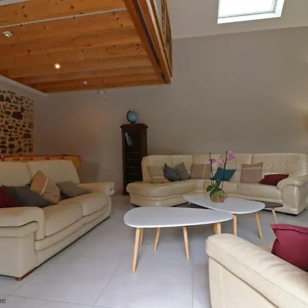 Holiday home Maison Ancienne Avec Sauna, Babyfoot, Billard, Proche Station Thermale Et Foret Domaniale - Fr-1-497-136