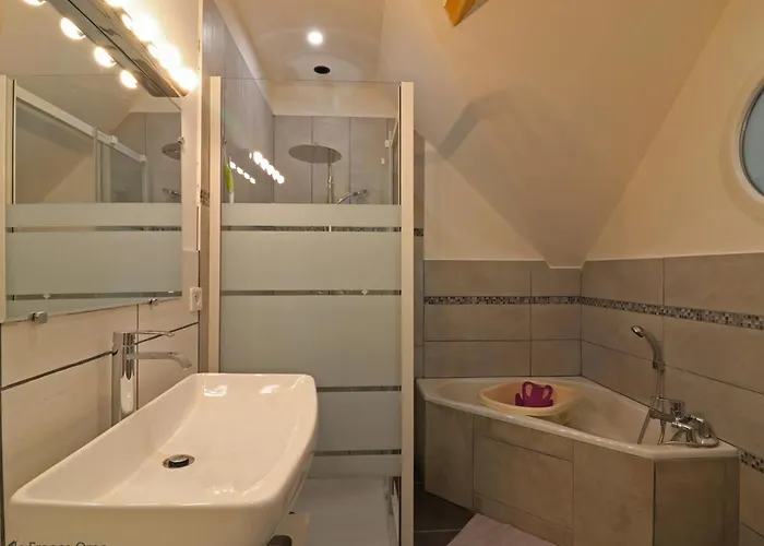 Grande Maison Familiale Avec Sauna Et Jardin - Fr-1-497-136 Casa vacanze *